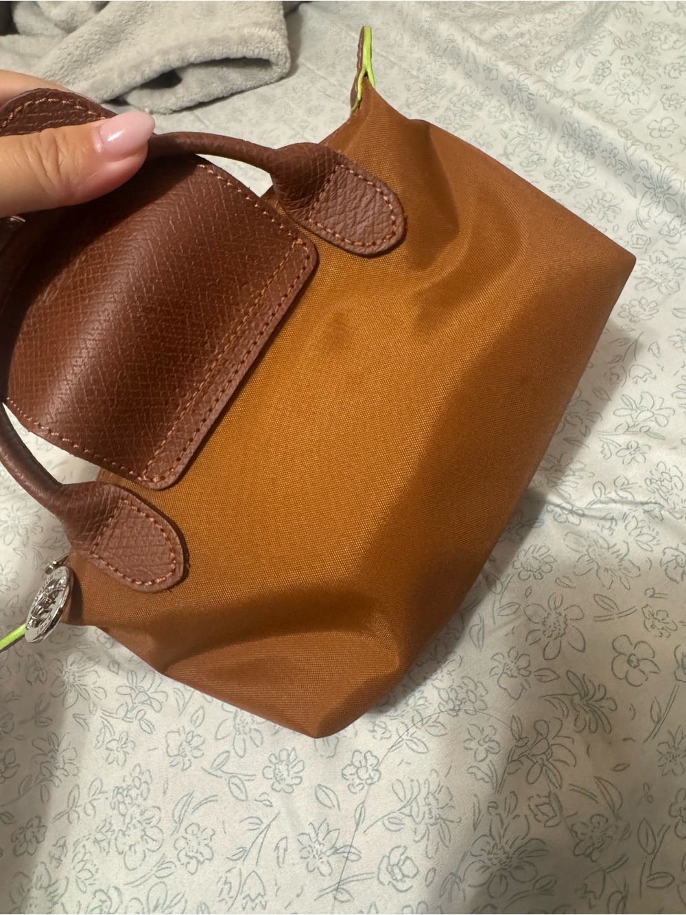 Longchamp Brown Nylon Cosmetic Pouch with Leather Trim - Picture 3 of 5